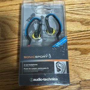 New AUDIO-TECHNICA SonicSport IPX5 waterproof in- ear headphones